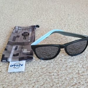Oakley sunglasses